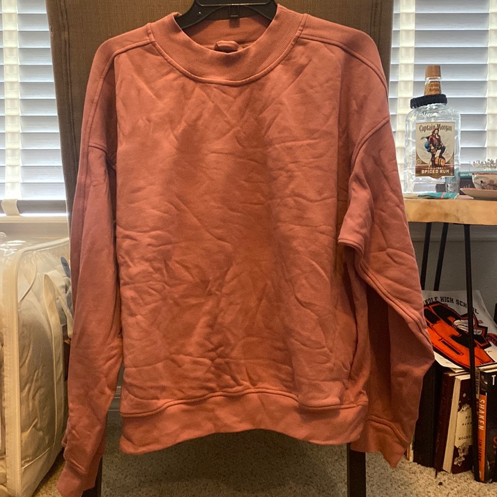 Lululemon Crewneck / 12